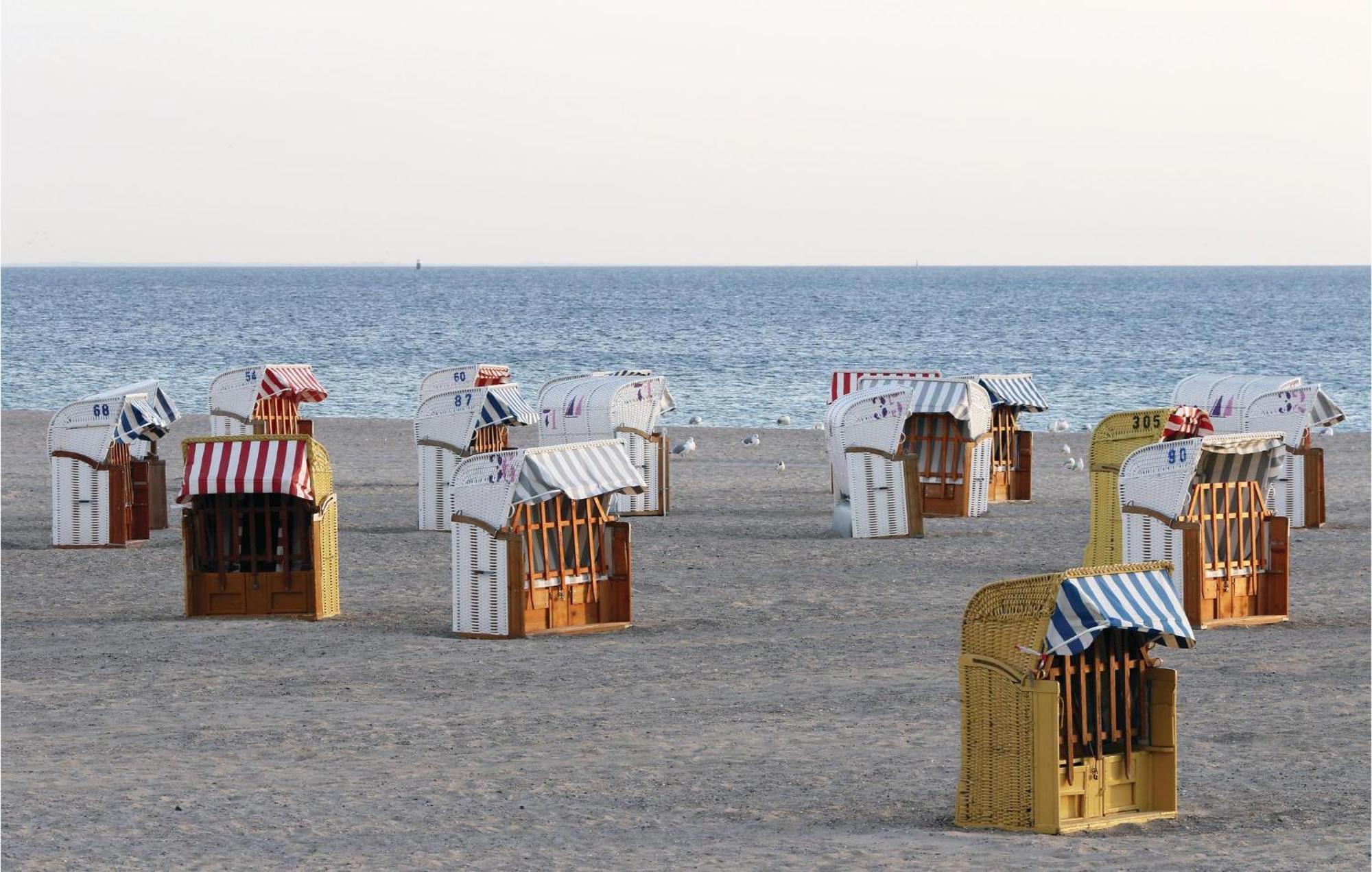 Nice Apartment In Luebeck Travemuende With Sauna ภายนอก รูปภาพ