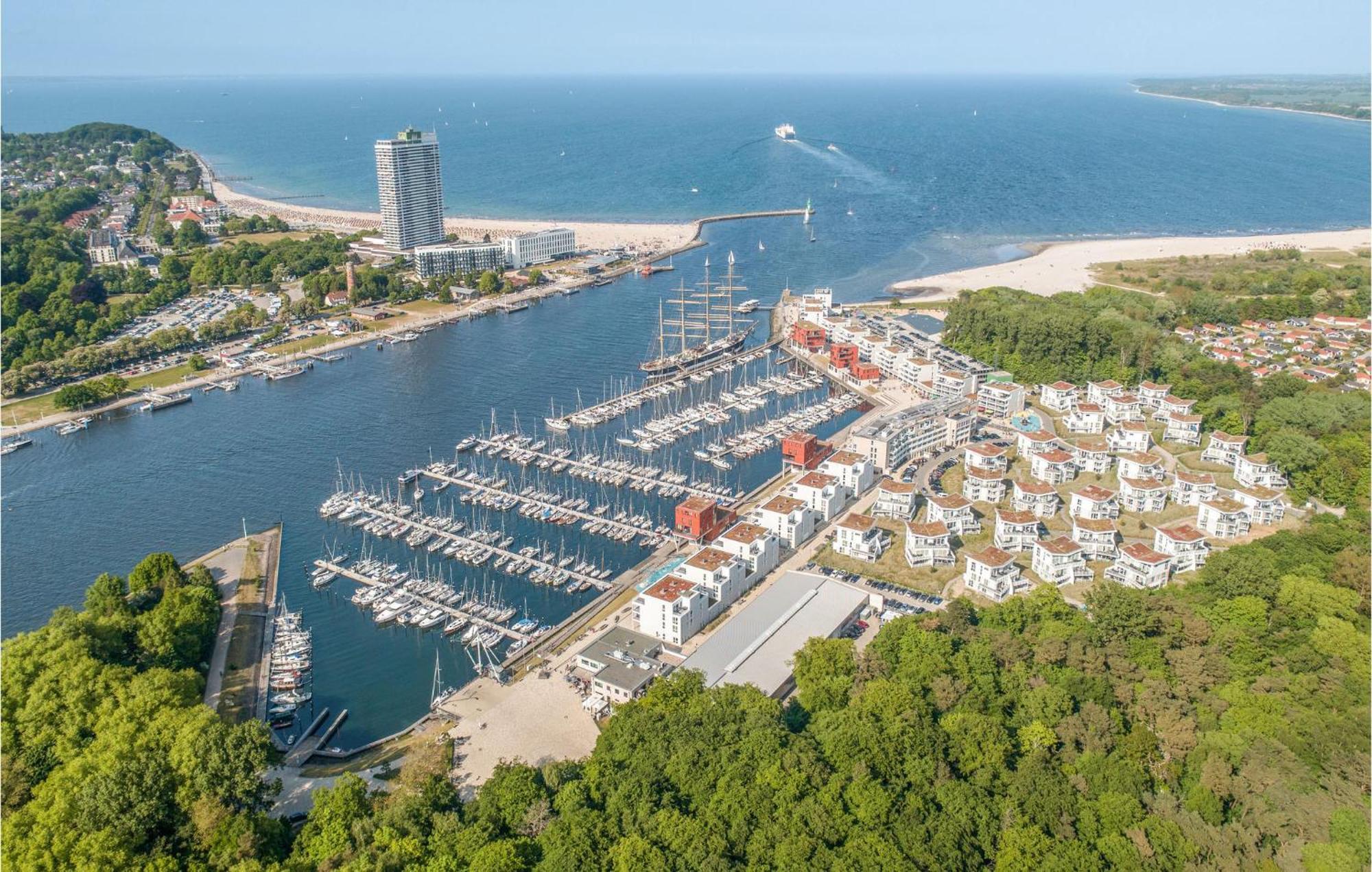 Nice Apartment In Luebeck Travemuende With Sauna ภายนอก รูปภาพ